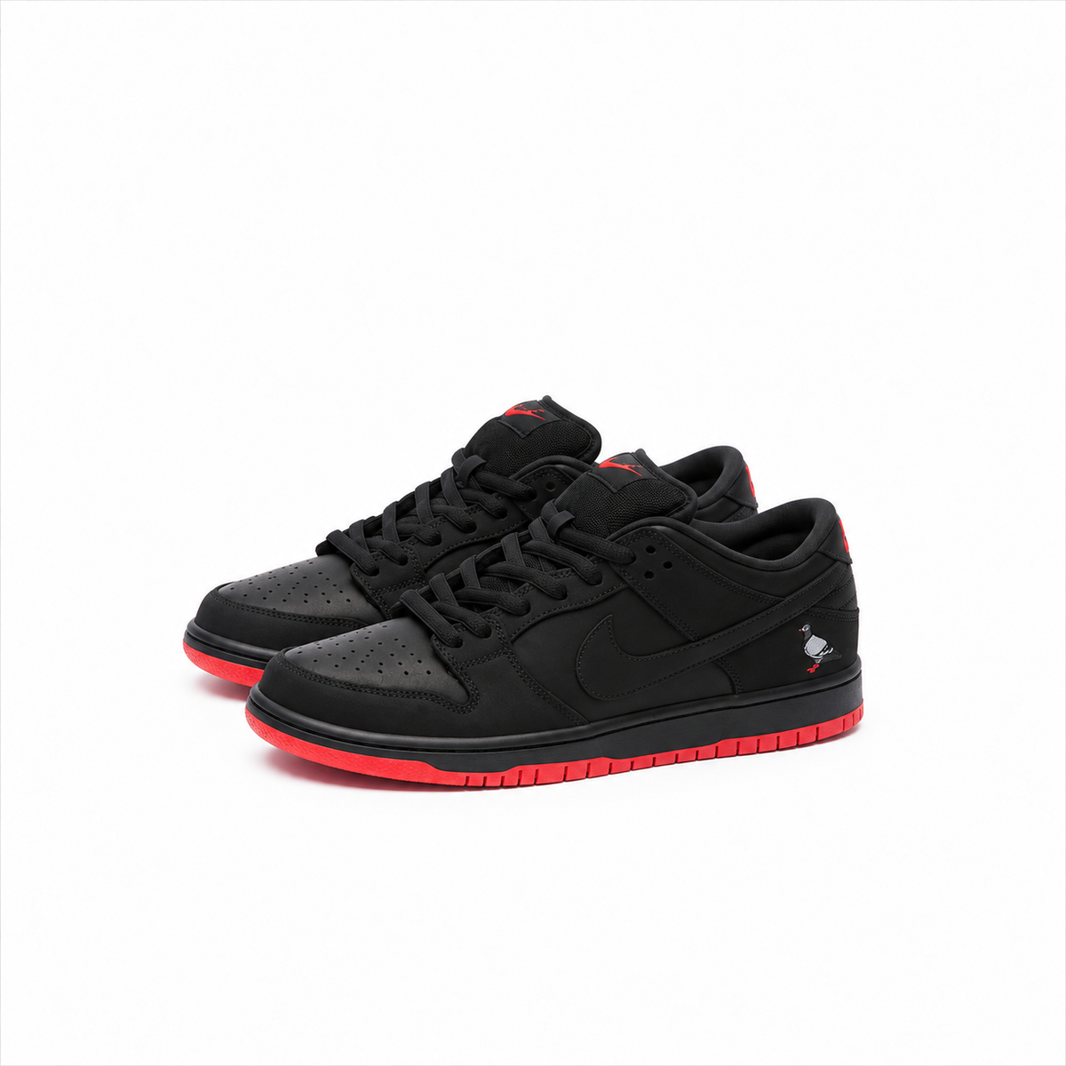 SB Dunk Low Black Pigeon
